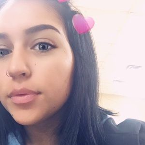 Meet your Posher, Kaitlyn